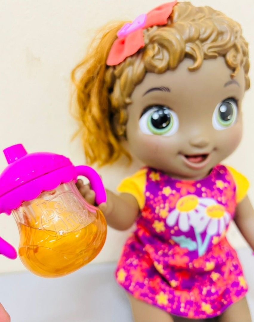 Hasbro Baby Alive Grows Up Growing and Talking Baby Doll Babyalive