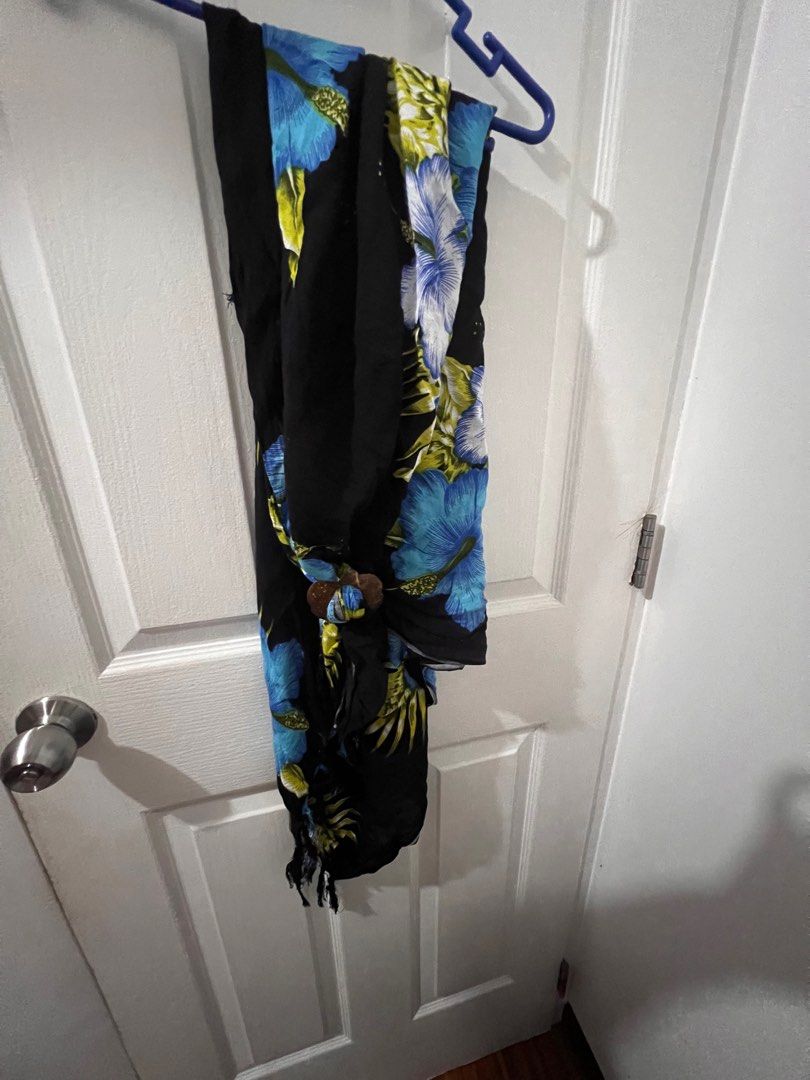 Sarong main image 0