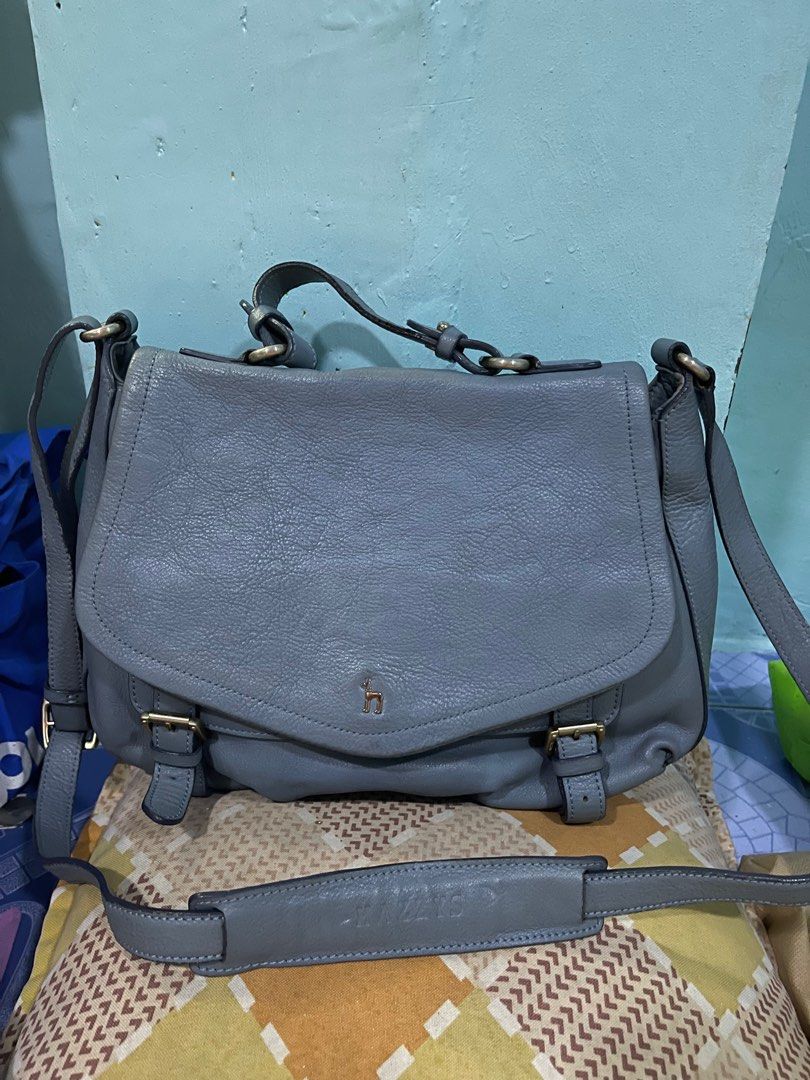 Hazzys sling bag outlet