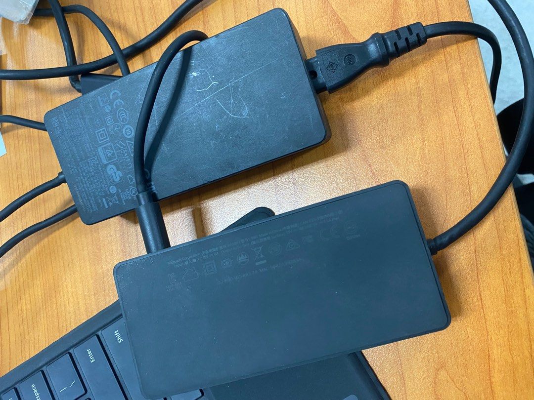 [Screen Flickering] i5 6th Gen Surface Pro and Pen and Docking station