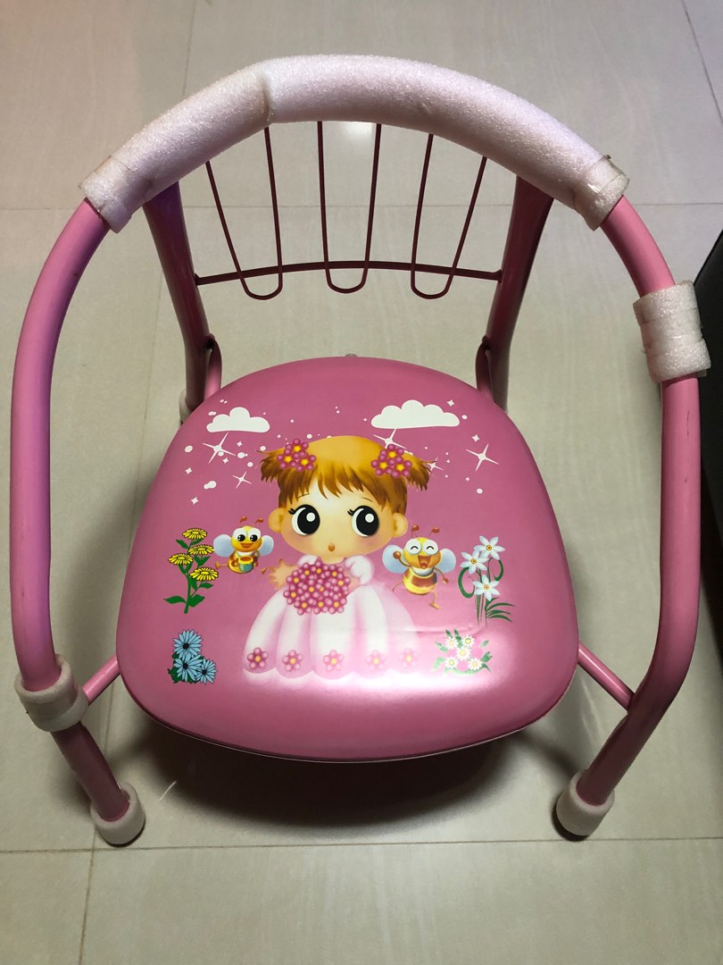 Kid chair with squeaking sound, Babies & Kids, Baby Nursery & Kids