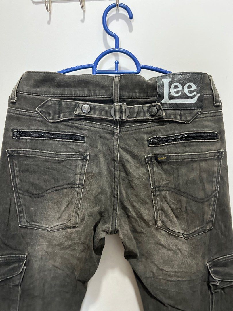 LEE cargo jeans, Women's Fashion, Bottoms, Jeans & Leggings on Carousell