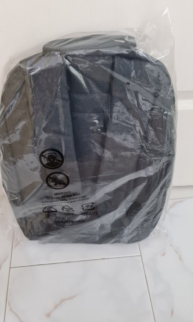 Lenovo laptop backpack B210 15.6", Computers & Tech, Parts