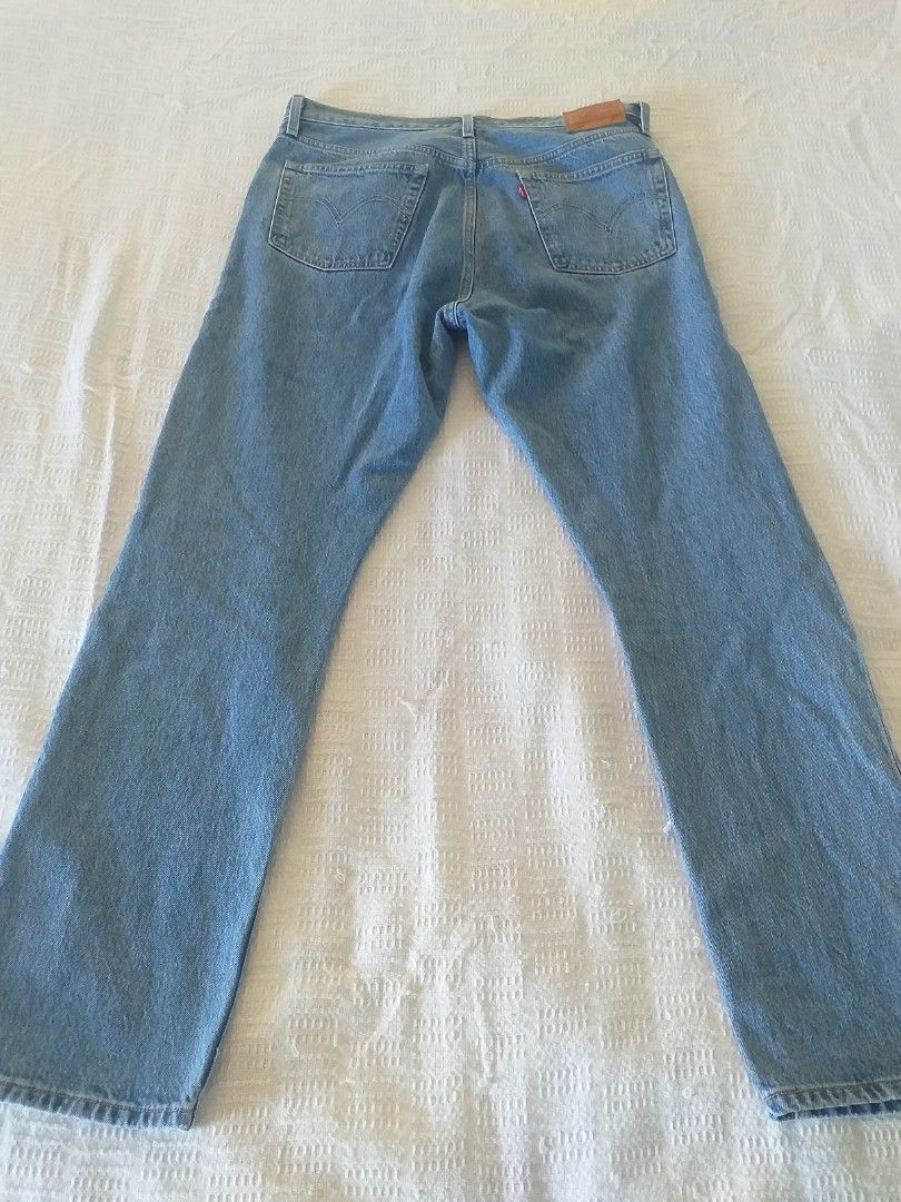 Levis 501, Women's Fashion, Bottoms, Jeans on Carousell