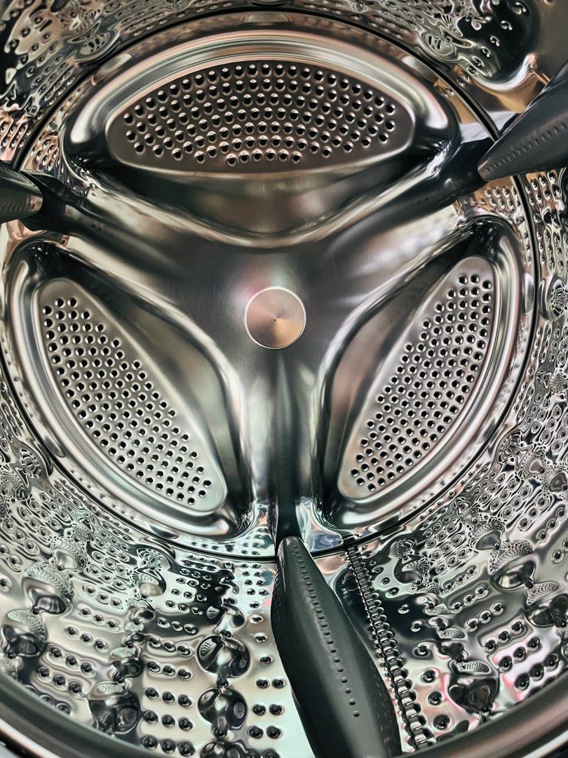 LG Inverter Direct Drive 9kg Front Load Washing Machine, TV & Home