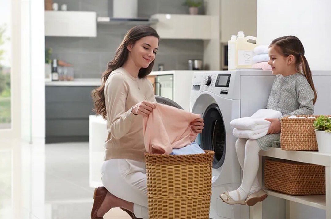 LG Inverter Direct Drive 9kg Front Load Washing Machine, TV & Home