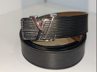 Louis Vuitton intiales belt