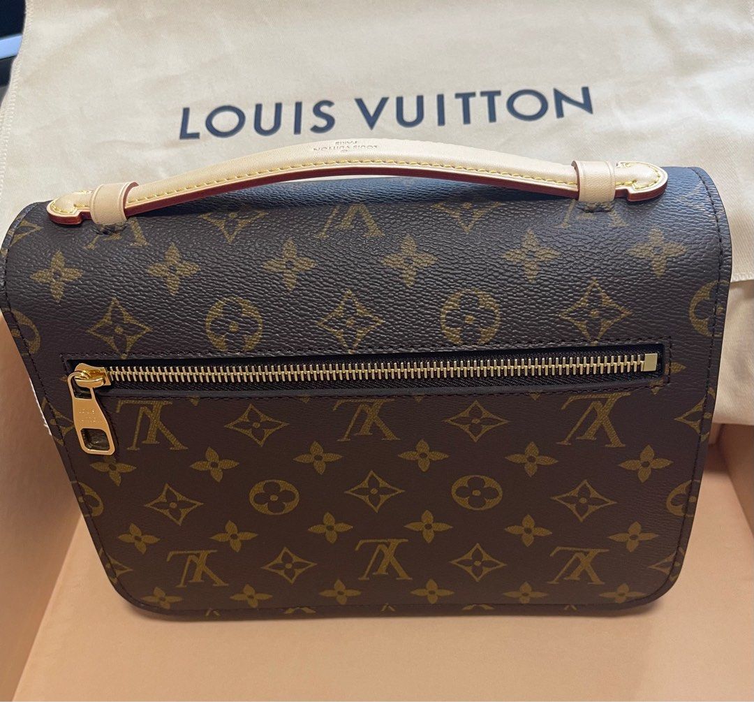 Pochette Metis M44875 Louis Vuitton LV, Luxury, Bags & Wallets on Carousell