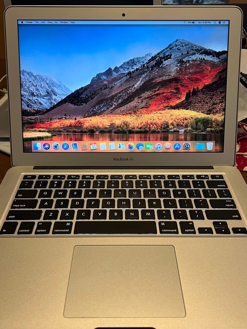 MacBook Air 2017 (screen flickering), Computers & Tech, Laptops
