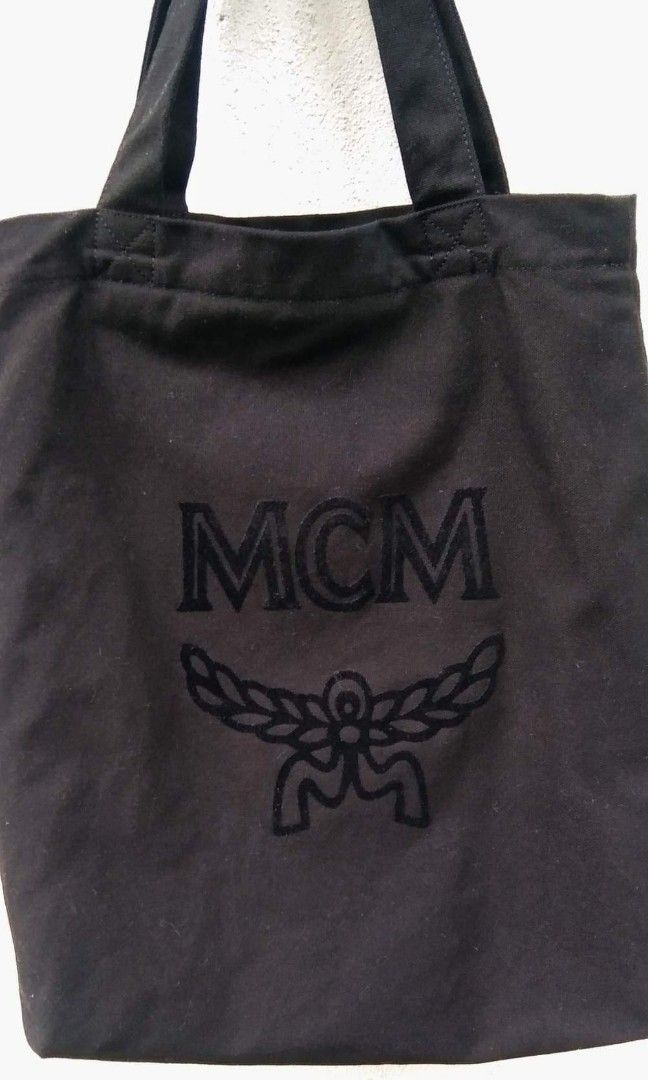 Mcm canvas best sale tote bag