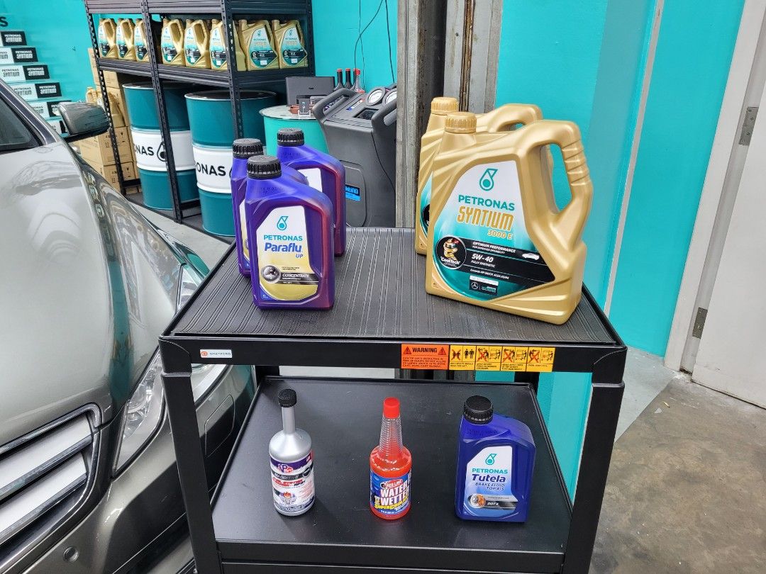 Mercedes Benz Cabriolet E Class (W207) Petronas General Servicing Package Coolant Flushing