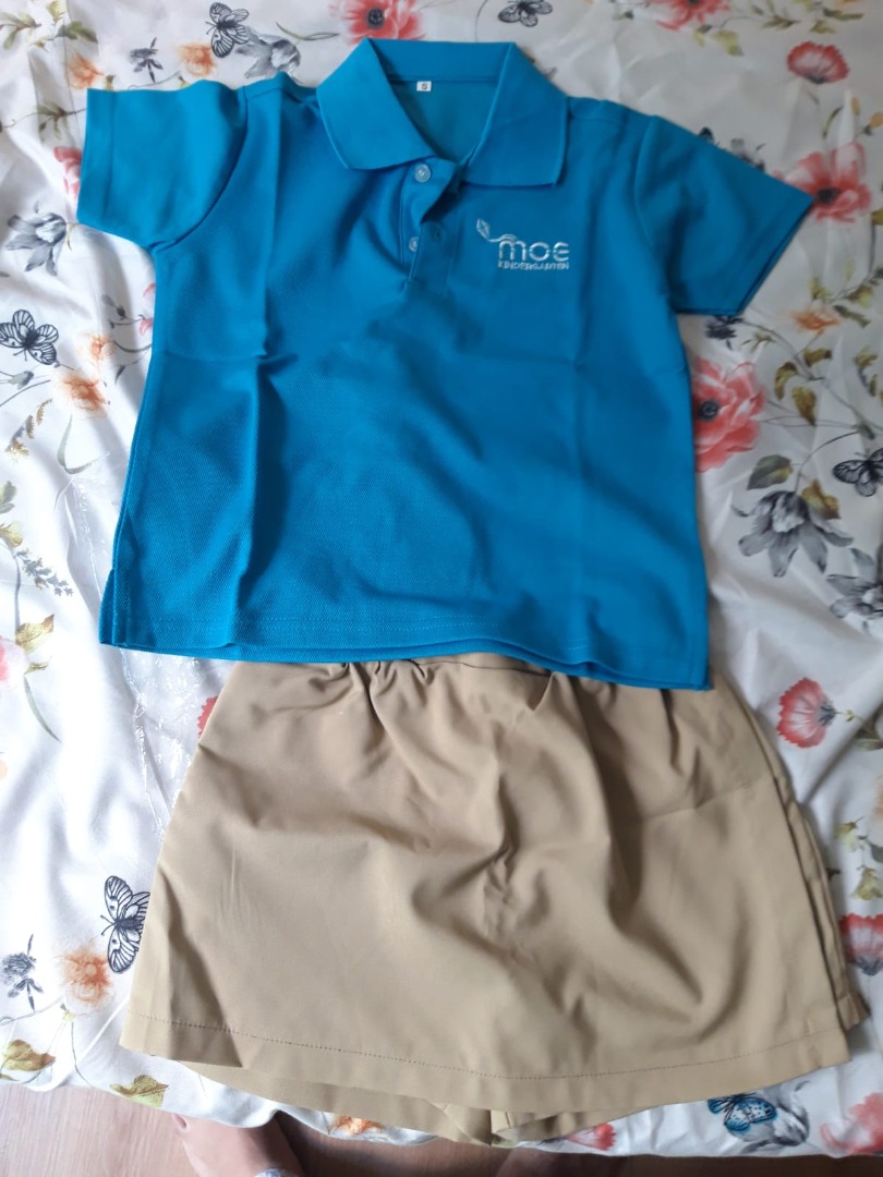 MOE Kindergarten Uniform Set (Girls), Babies & Kids, Babies & Kids ...