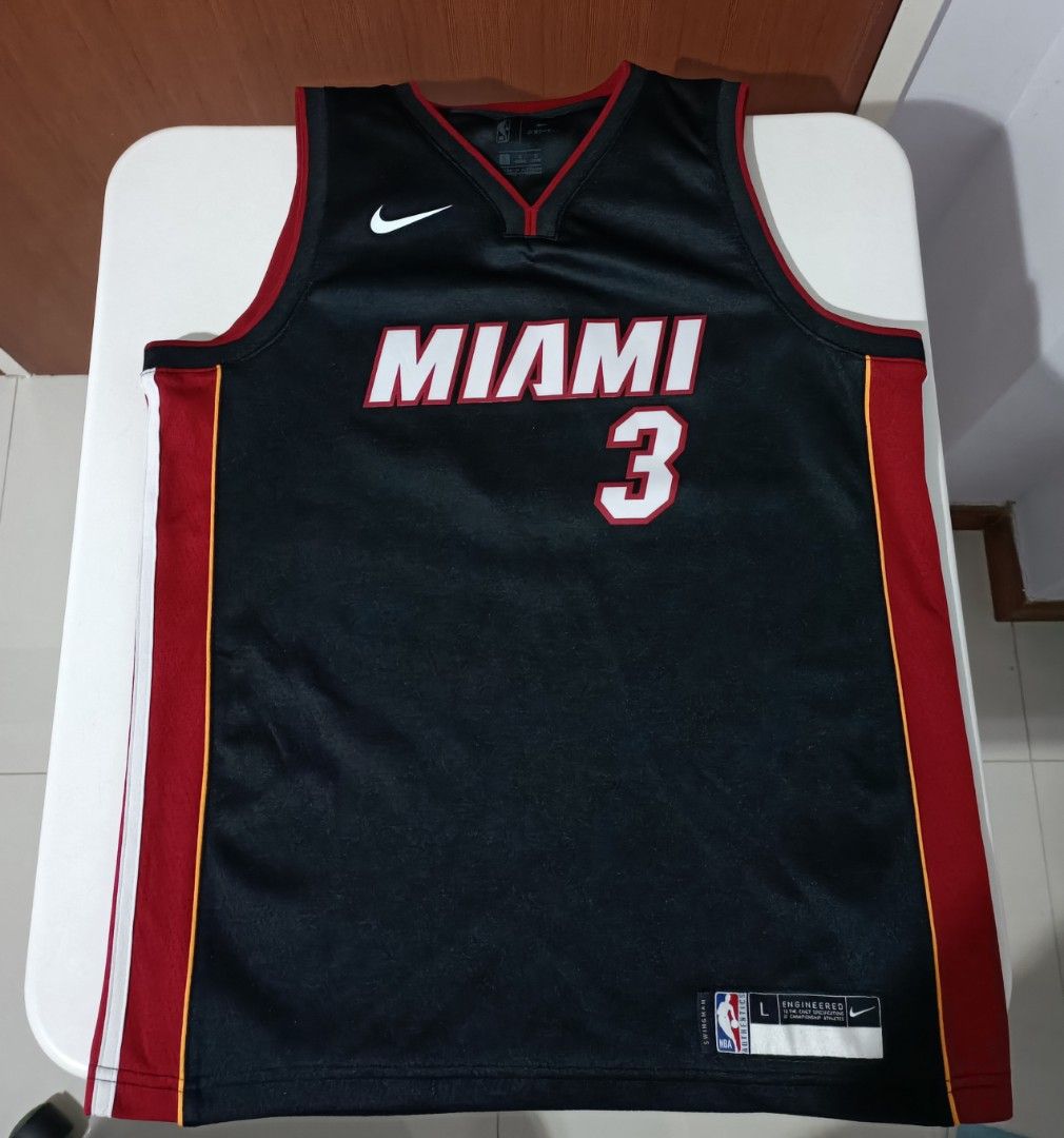 Dwyane Wade Miami Heat Nike Replica Swingman Jersey - Icon Edition - Black