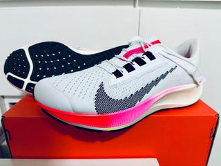 （分類：）位於 。 由 gadgetsan 提交（商品編號 1197638504，圖片 1）。簡介： 。