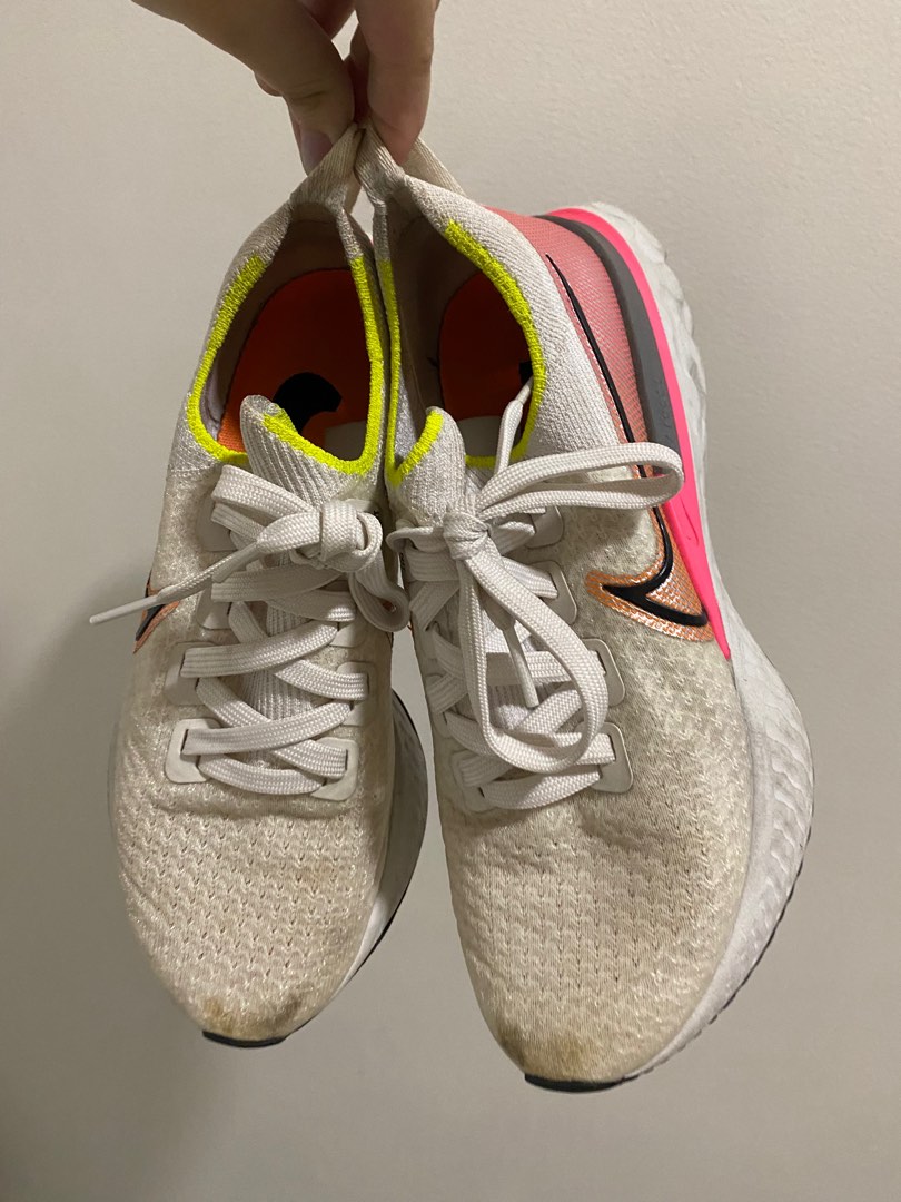 flyknit react womens