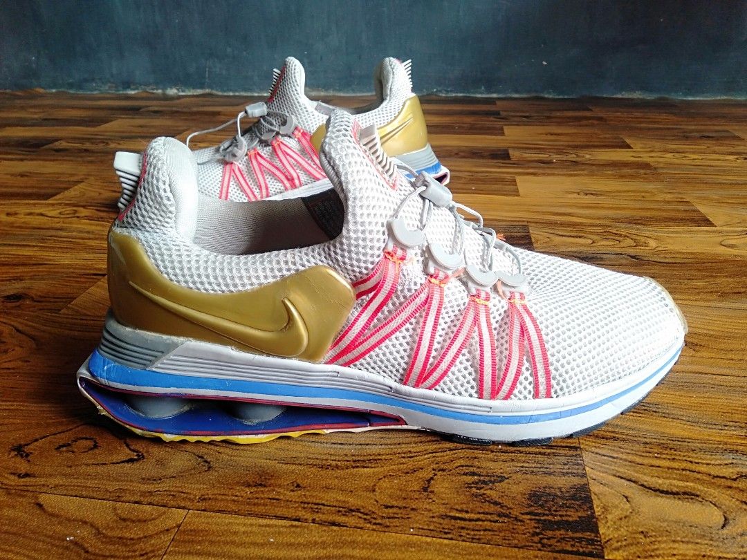 Sepatu nike hotsell shox gravity