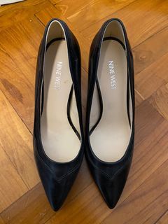 Nine West 黑色高跟鞋