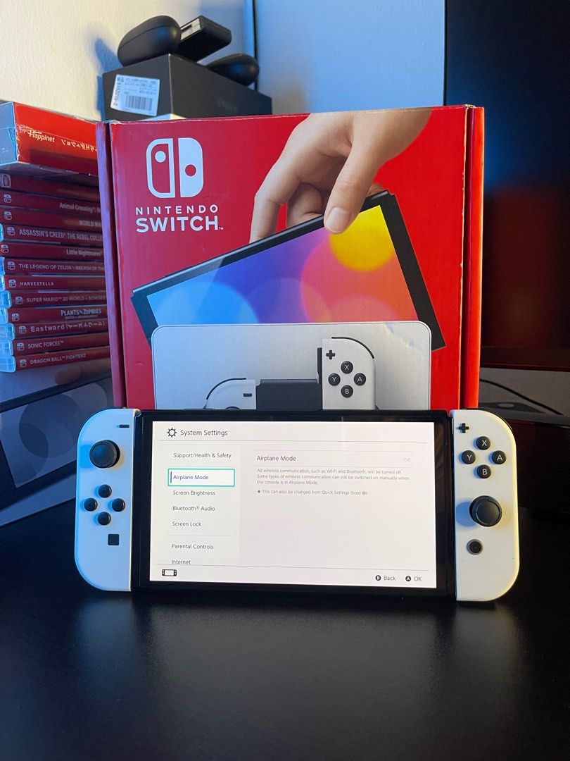 Nintendo Switch OLED White (used), Video Gaming, Video Game Consoles