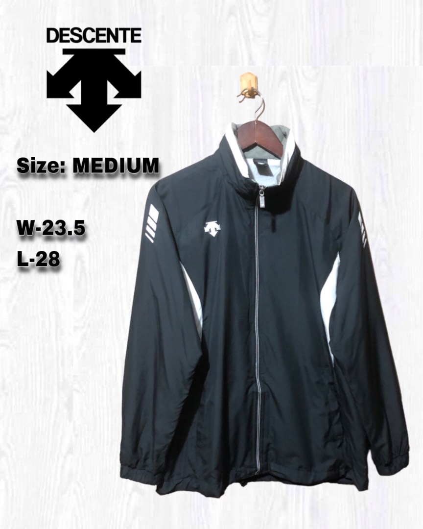 Descente windbreaker shop