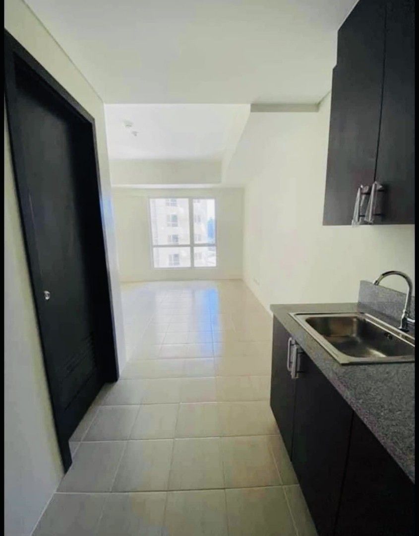 Paddington Place 10K Mo Studio No DP!, In Mandaluyong City Near