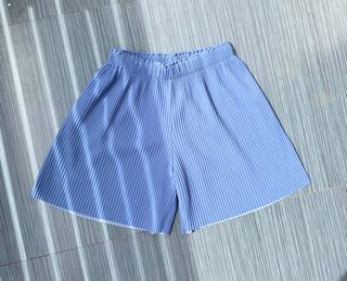 Pleated Short