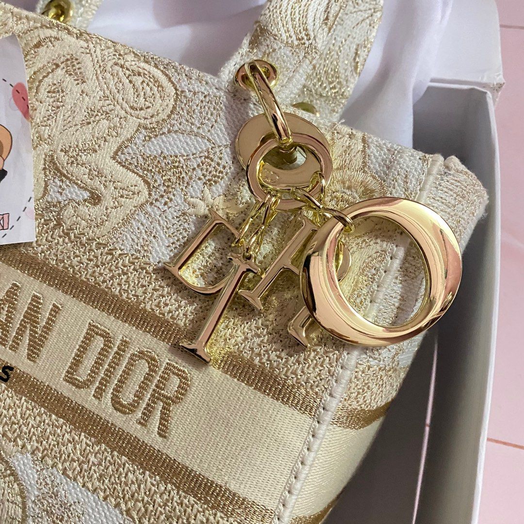 Preloved dior new arrivals bags