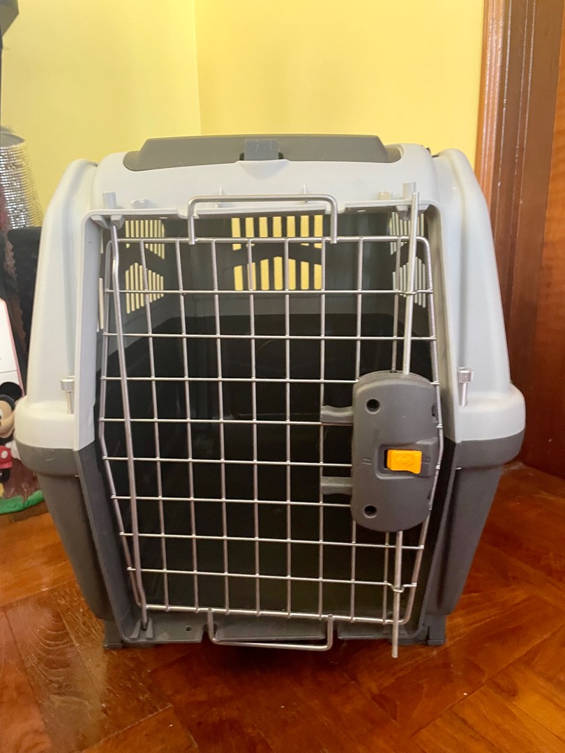 Skudo pet Carrier (meets IATA requirements), Pet Supplies, Homes