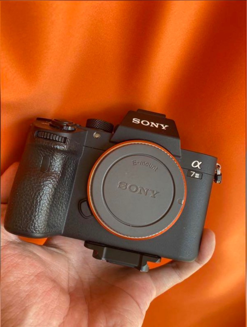 Sony A7iii + Kit len, Photography, Cameras on Carousell