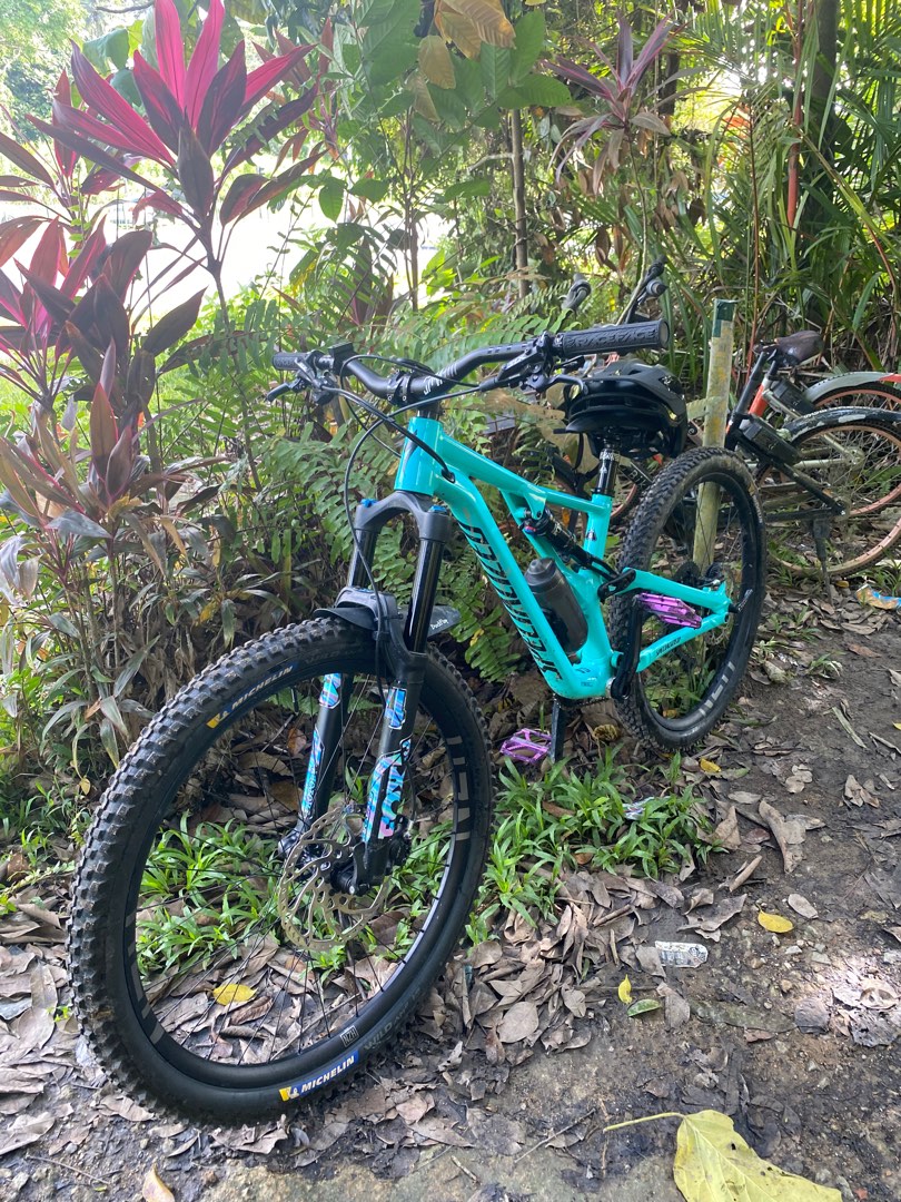 Specialized Stumpjumper AL (small), Sports Equipment, Bicycles & Parts, Bicycles on Carousell