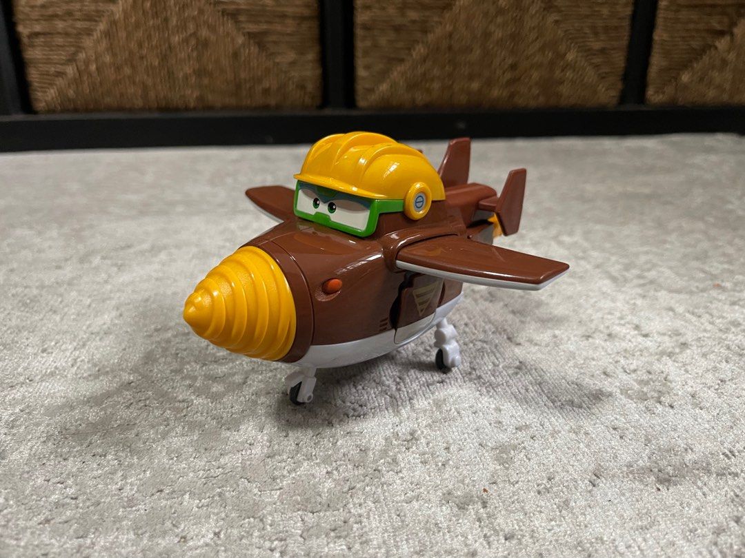 Conjunto De Brinquedos Toy Super Wings 5 Transforming Airpor