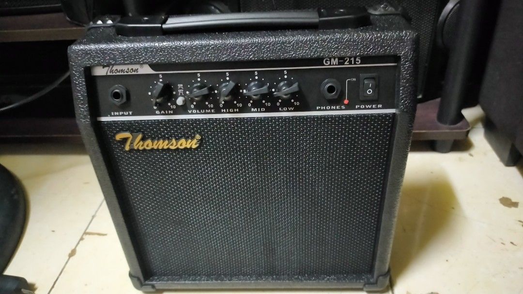 Thomson amplifier GM215 for Acoustic and Electric guitar, Hobbies ...
