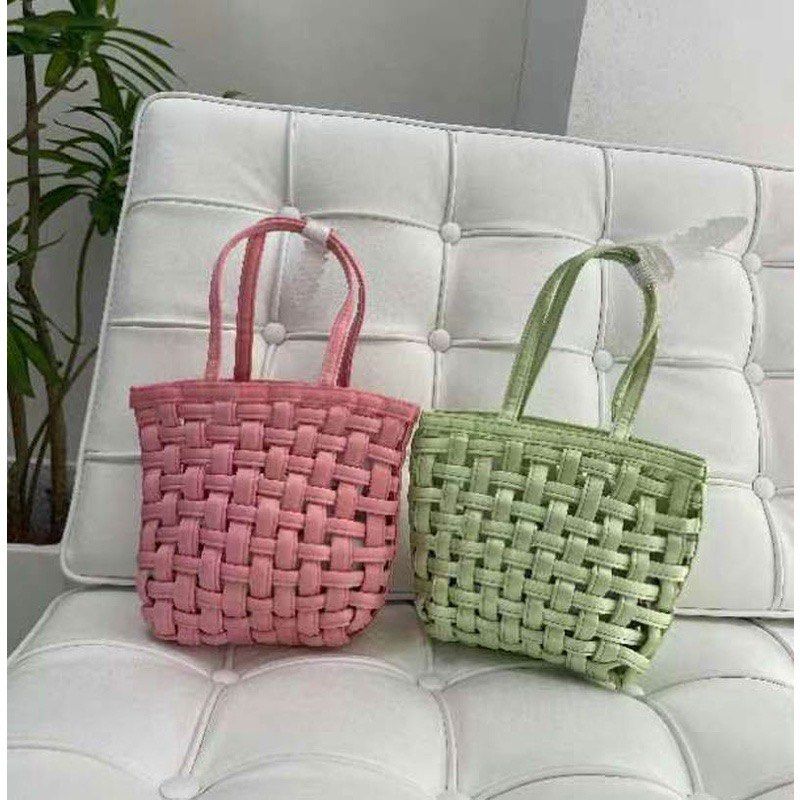 Topshop Handbags Wicker Bag Topshop Topshop Beverly Floral