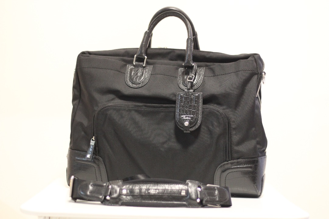 Tumi 73223D Healy Laptop Attache / 17" laptop bag / 16