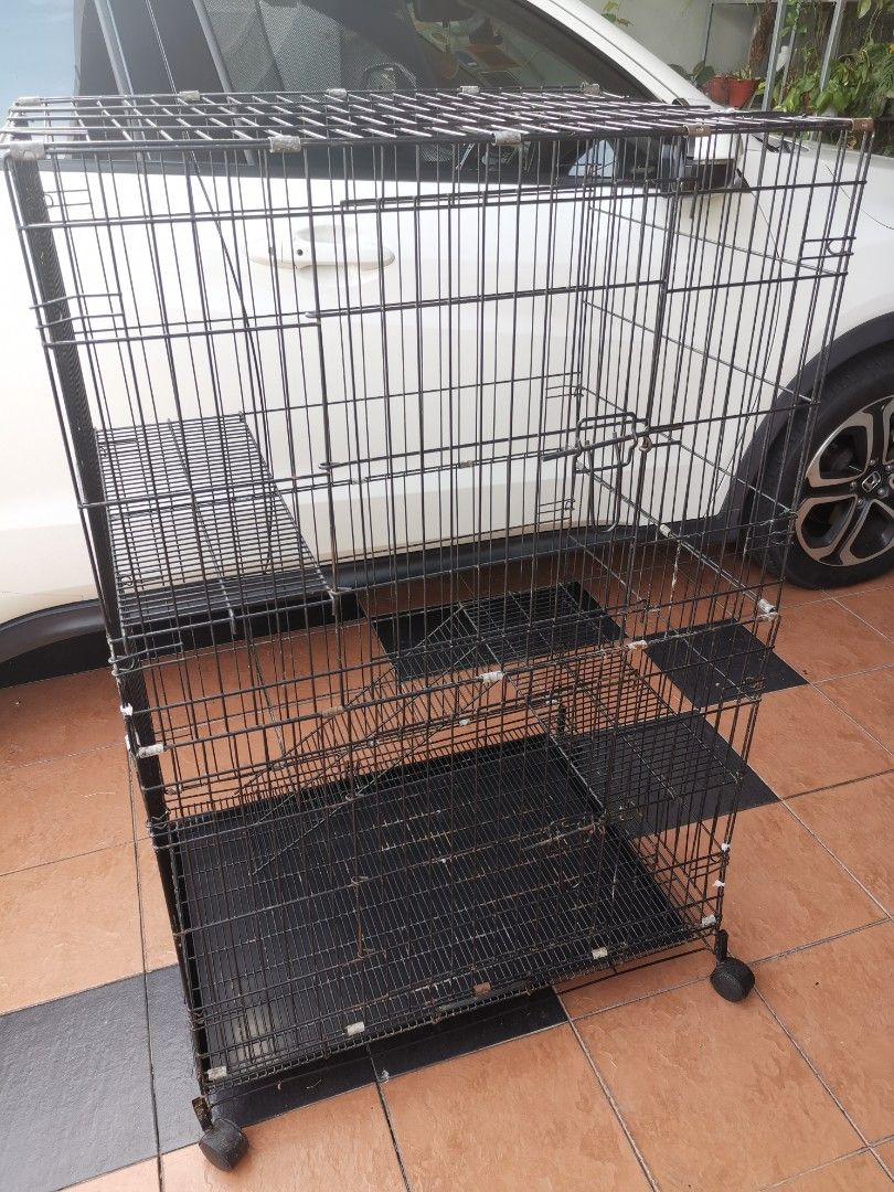 Used cat cage, Pet Supplies, Homes & Other Pet Accessories on Carousell