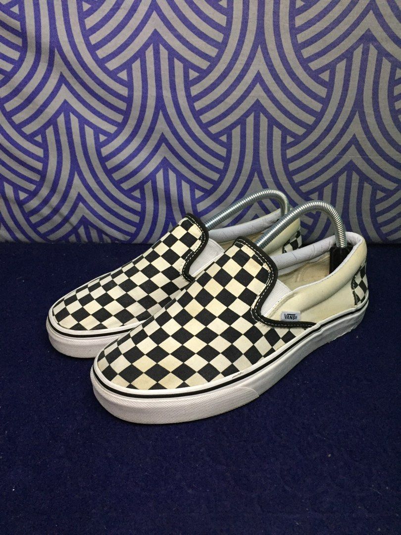 Checkered vans cream shop