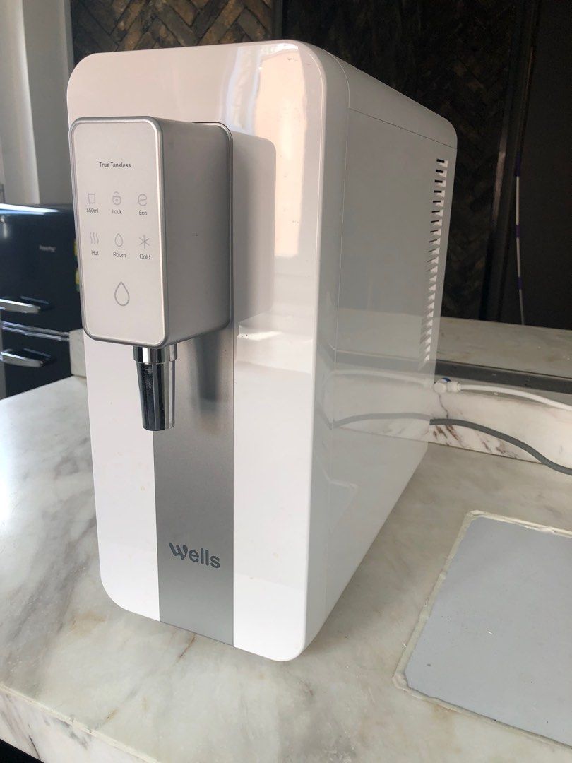Wells True Tankless Water Dispenser, TV & Home Appliances, Kitchen