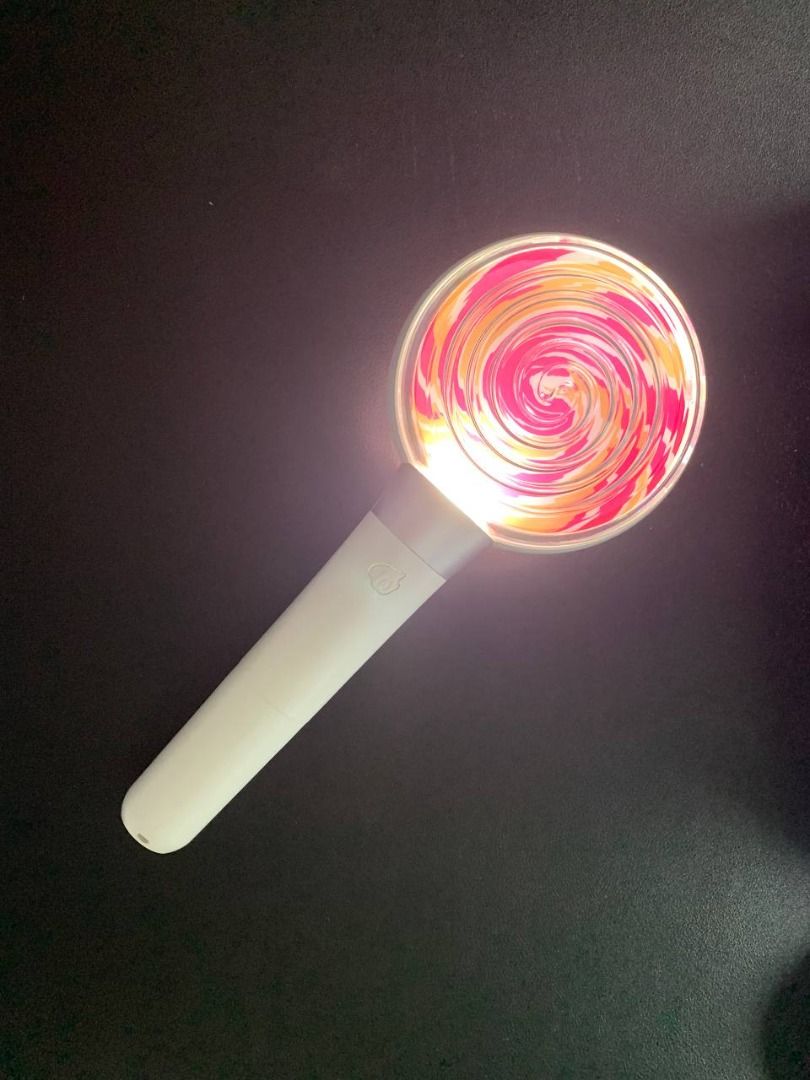 [WTS/LFB] TWICE Lightstick Candy Bong Gen Z // Candy Bong 1st Gen