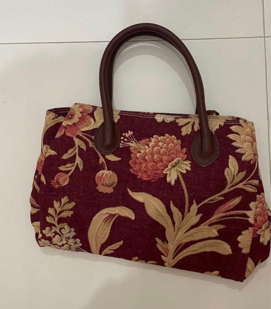 Laura ashley hotsell bags sale