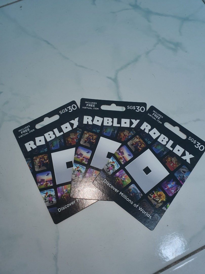 Roblox $30 Physical Gift Card [Includes Free Virtual Item] Roblox