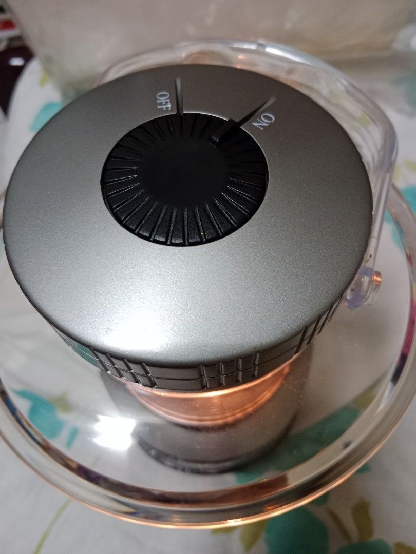 Super Krypton Lantern露營燈未附電池(底座需自行裝4個1號電池), 電腦及科技產品, 印表機及影印機在旋轉拍賣