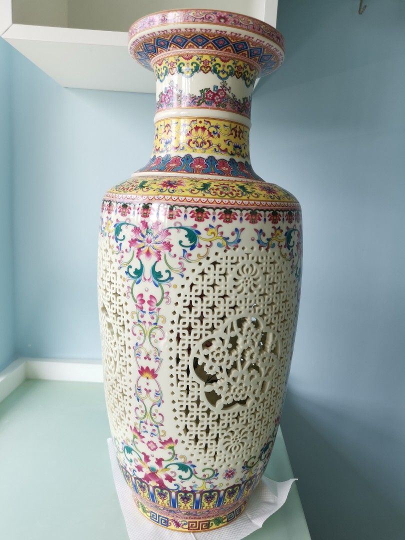 通花花瓶Chinese traditional Vase, 傢俬＆家居, 家居裝飾, 花瓶園藝 