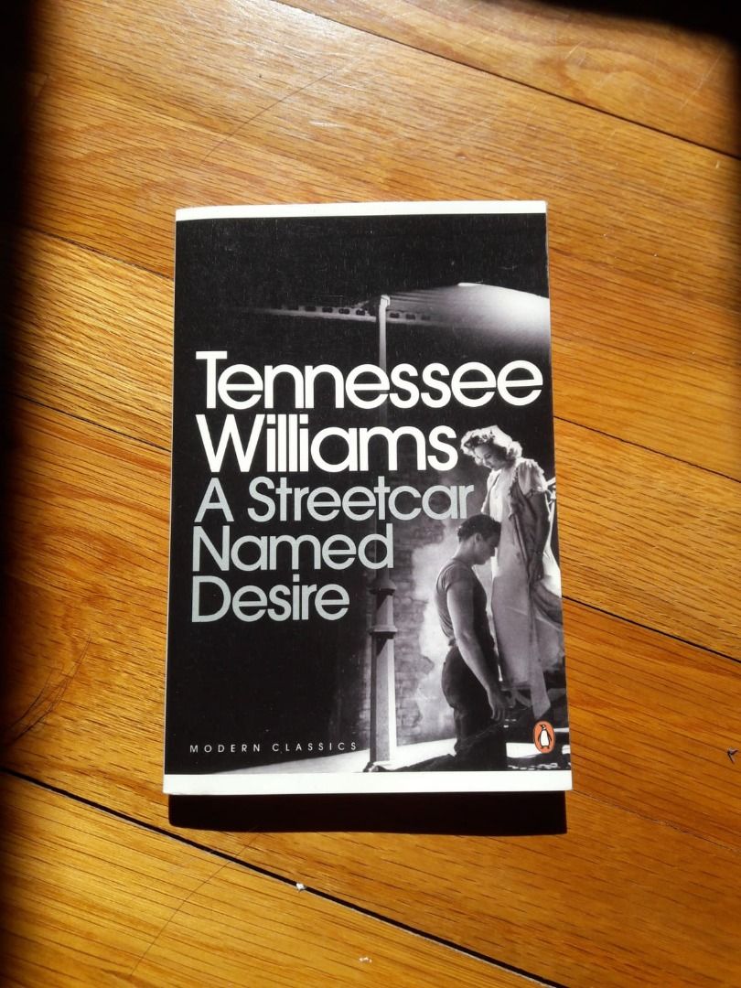 A streetcar named desire by Tennessee Williams, 興趣及遊戲, 書本