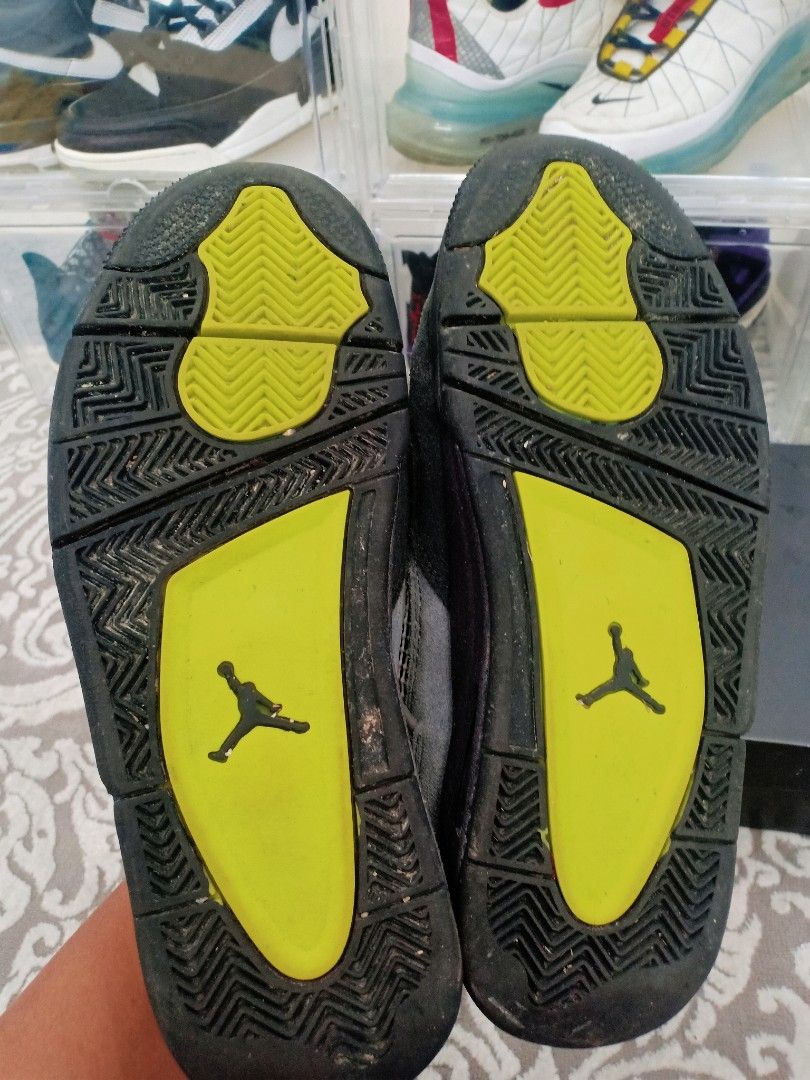 Air Jordan 4 Retro Neon, Men's Fashion, Footwear, Sneakers on Carousell