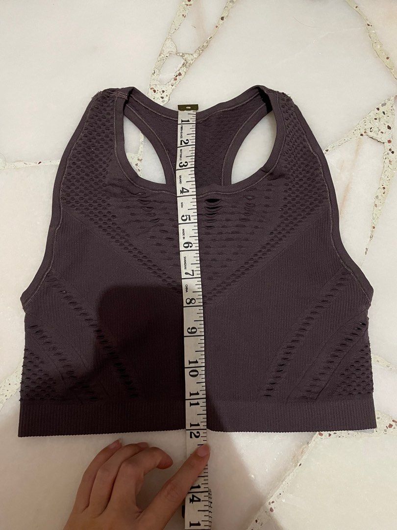 Alo purple crop top (Category: Activewear) located in Singapore. Submitted by dusk_sky (Listing ID 1197927980, Image 2). Description: Only worn once In very good condition See photos for measurements .