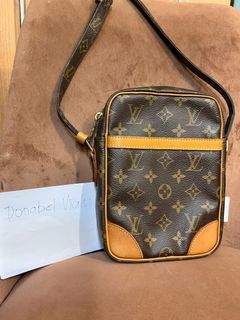 WOULD LIKE TO TRADE FOR A SMALLER CROSSBODY. AUTH. Louis Vuitton  Menilmontant