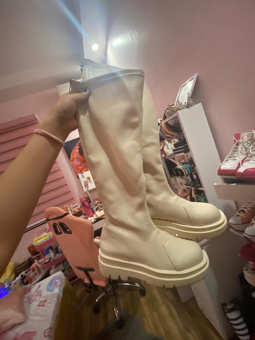 Beige platform boots, Women's Fashion, Footwear, Boots on Carousell