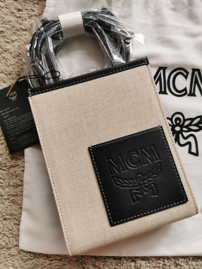 BNWT MCM Aren cotton canvas tote