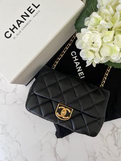 BRAND NEW Chanel mini lambskin black single flap bag