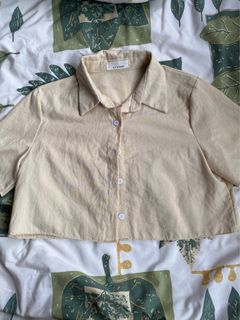 Button up cropped top in tan