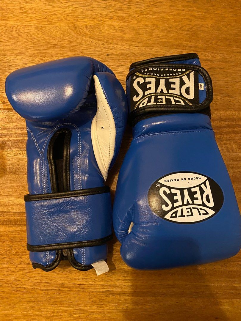 Cleto Reyes 12oz Boxing Gloves, Sports Equipment, Other Sports